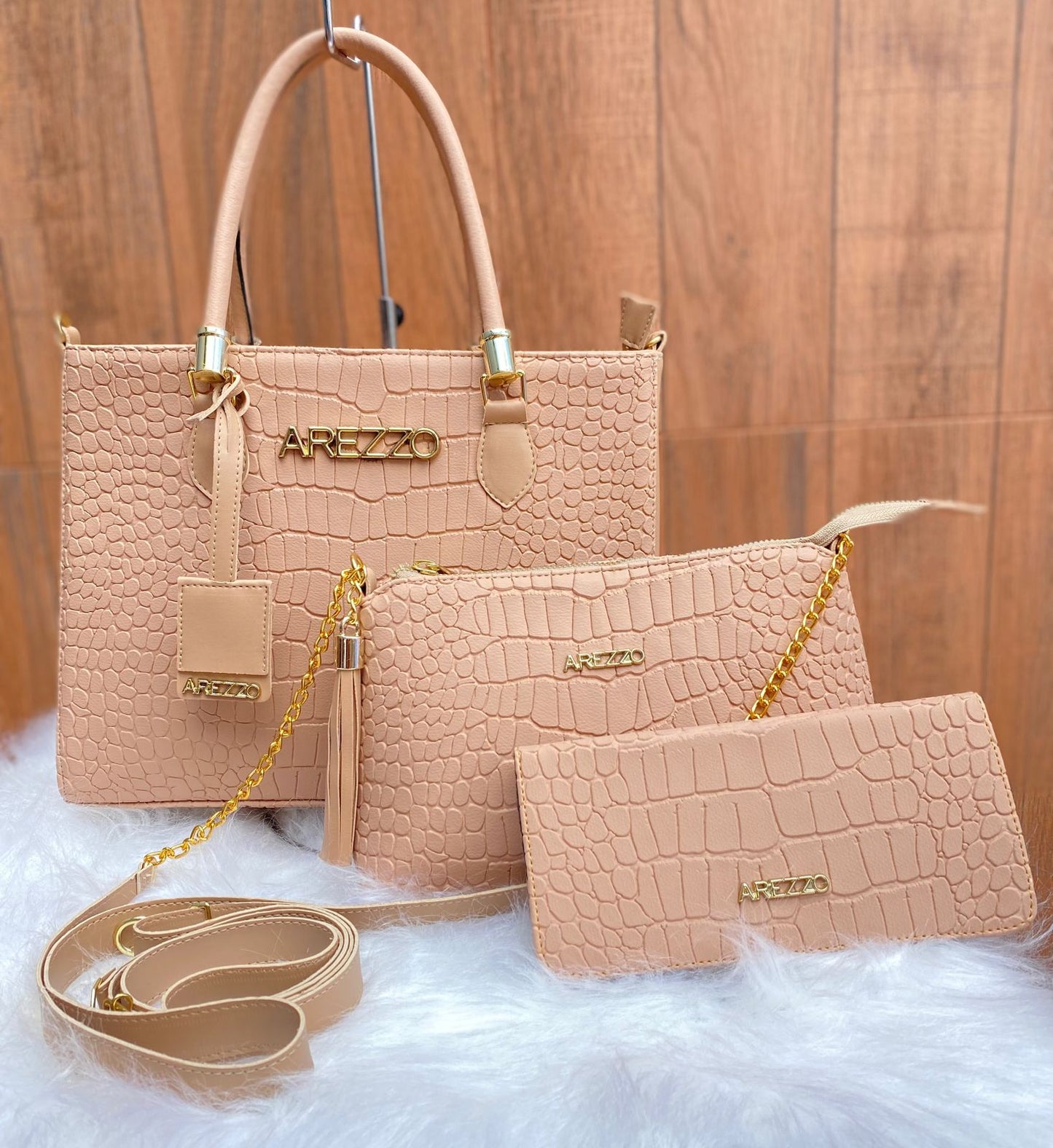 Arezzo – Bolsa, Bolsa de Mão, Carteira -- (Compre 1 leve 3)